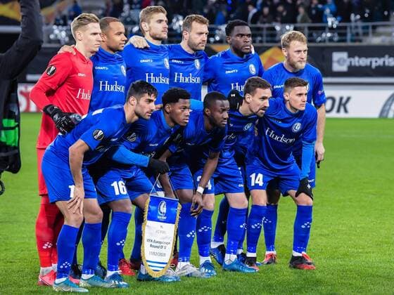 (BL-R) goalkeeper Thomas Kaminski of KAA Gent, Vadis Odjidja of KAA Gent, Igor Plastuin of KAA Gent, Laurent Depoitre of KAA Gent, Michael Ngadeu of KAA Gent, Roman Bezus of KAA Gent (FL-R) Milad Mohammadi of KAA Gent, Jonathan David of KAA Gent, Elisha Owusu of KAA Gent, Sven Kums of KAA Gent, Alessio Casto Montes of KAA Gent during the UEFA Europa League round of 32 second leg match between KAA Gent v AS Roma at Ghelamco Arena on February 27, 2020 in Gent, Belgium UEFA Europa League 2019 2020 xVIxANPxSportx xGerritxvanxKeulenxIVx 407506956