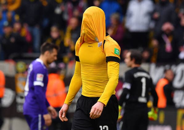 Simon Makienok Dresden , 08 03 2020, Football, GER, Season 2019 2020, 2 Bundesliga, 25 Matchday, Rudolf Harbig Stadion Dresden, SG Dynamo Dresden FC Erzgebirge Aue, DFL REGULATIONS PROHIBIT ANY USE OF PHOTOGRAPHS as IMAGE SEQUENCES and or QUASI VIDEO,