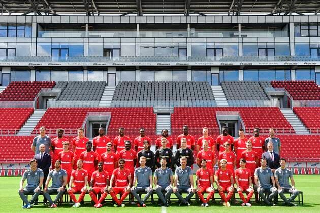 ANTWERPEN, BELGIUM - JULY 21 : Team Antwerp pictured during the team photo shoot of Royal Antwerp FC prior the Jupiler Pro league football season 2020 - 2021 on July 21, 2020 in Antwerpen, Belgium , 21 07 2020 UP L-R: Steven Van Puyvelde , Laurent Mendy forward of Antwerp, Louis Verstraete, Jonathan Bolingi, Junior Pius, Dieumerci Mbokani, Frank Boya, Simen Juklerod, Abdoulaye Seck, Dragan Lausberg, Bruni Nsimba, Jan Vandamme kine, Middle L-R: Frederic Leidgens teammanager, Robbe Quirynen, Martin Hongla, Ivo Rodrigues, Dylan Batubinsika, Davor Matijas, Jean Butez, Bill Lathouwers, Ritchie De Laet, Alexis De Sart, Sander Coopman, Moustapha Avadongo, Wim Geerts doctor DOWN L-R: Vedran Runje, Samir Beloufa, Birger Verstraete, Aurelio Buta, Faris Haroun, Edward Still, Ivan Leko, Rudi Cossey, Lior Rafaelov, Manuel Benson, Koji Miyoshi, Peter Catteeuw, Jan Vandenhouten kine FOOTBALL : Royal Anvers FC photo shoot 2020 - 2021 - 21 07 2020 PhotoNews Panoramic