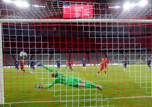 FC Bayern Muenchen Chelsea FC München , Germany, 08 08 2020, UEFA Championsleague , Quarterfinal Return FC Bayern Muenchen Chelsea FC Season 2019 2020 Photo Hans Rauchensteiner Photo Rauchensteiner Pool Only for journalistic purposes Only for editorial use UEFA CL regulations prohibit any use of photographs as image sequences and or quasi video reprint fee, Copyright by Foto RAUCHENSTEINER, - D München Allianzarena , Allianz Arena , Allianz Arena , Allianz Arena Bayern Deutschland Poolfoto Hans Rauchensteiner Foto Rauchensteiner Pool ,EDITORIAL USE ONLY