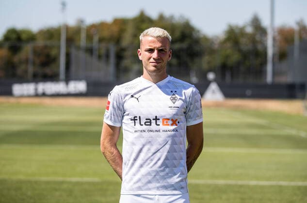 Jordan Louis Beyer BMG Borussia Mönchengladbach Porträttermin 2020 2021 Porträt, Introduction, Präsentation, Press appointment, Football, GER 07 08 2020, Football, Introduction, Präsentation, Press appointment, Football, GER 1 Bundesliga, Season 2020 21, Moenchengladbach Photo Moritz Müller Only for Editorial use