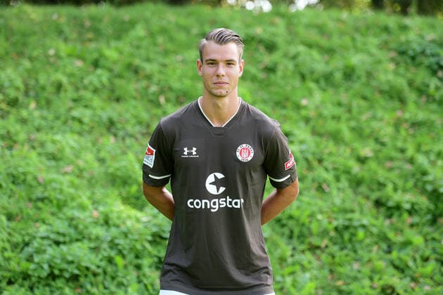 Marvin Senger St Pauli 17 08 20, Hamburg, Media Day, FC St Pauli, football, GER, season 2020 2021, 2 Bundesliga, team photo appointment, portrait appointment Witters Pool via Thorsten Baering Poolfoto ,EDITORIAL USE ONLY