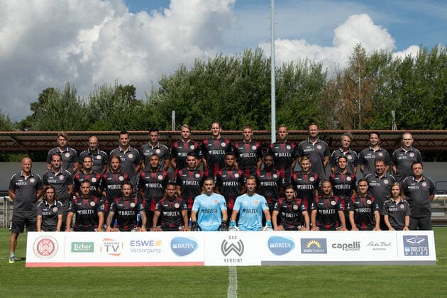 19 08 2020, xjhx, Soccer 3 Liga, SV Wehen Wiesbaden photo session season 2020 21 emspor, team photo Porträttermin 2020 2021, 3 rows from left Daniel Ebbert Head of Scouting Analysis , Dr Achim Bitschnau Team doctor , Dr Michael Hoestermann team doctor, Marjan Petkovic goalkeeper coach, Florian Carstens, Benedikt Röcker, Jakov Medic, Phillip Tietz, Sebastian Wagener athletics coach, Dr Tammo Quitzau team doctor hygiene officer, Jürgen core physiotherapist , Philipp Gründler Senior Scout Analyst 2 row from left Mike Krannich Co-Trainer , Rüdiger Rehm Head Coach , Johannes Wurtz, Stefan Aigner, Maurice Malone, Sascha Mockenhaupt, Marvin Ajani, Paterson Chato, Marc Lais, Tobias Schwede, Gerhard Eckel Supervisor , Torsten Conradi Supervisor 1 row from left Julia Wallraff Assistant to the Sports Director, Sebastian Mrowca, Moritz Kuhn, Michael Guthörl, Arthur Lyska, Tim Boss, Ben Bischof, Michel Niemeyer, Gianluca Korte, Shaline Deuchert Physiotherapist Wiesbaden
