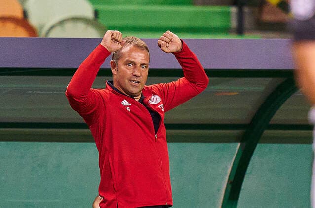 Football UEFA Champions League FC BAYERN MUNICH OLYMPIQUE LYON 3 0 Lisbon, Lisbon, Portugal, 19th August 2020 Coach Hansi FLICK FCB , team manager, head coach, coach, celebrate 3 0 goal, Robert LEWANDOWSKI, FCB 9 in the semifinal match UEFA Champions League, final tournament FC BAYERN MUENCHEN OLYMPIQUE LYON 3 0 in season 2019 2020, FCB, photographer Peter Schatz Pool UEFA REGULATIONS PROHIBIT ANY USE OF PHOTOGRAPHS as IMAGE SEQUENCES and or QUASI VIDEO National and international News Agencies OUT Editorial Use ONLY Lisbon Estadio Jose Alvalade XXI Portugal Poolfoto Peter Schatz Pool ,EDITORIAL USE ONLY