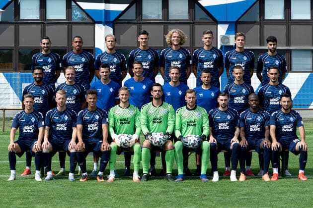 SV Waldhof Mannheim 3 Liga, portrait date 2020 2021, team photo, row from left Rafael Garcia, Anton Donkor, Marcel Seegert, Gerrit Gohlke, Jesper Verlaat, Jan Christoph Just, Max Christiansen, Hamza Saghiri, row from left Mohamed Gouaida, Dorian Diring, Dennis Findeisen fitness trainer, athletics coach , Patrick Glöckner Coach , Maximilian Mehring Co-Trainer , Dennis Tiano Goalkeeping Coach , Marco Schuster, Onur Ünlücifci, from Jan Hendrik Marx, Dominik Martinovic, Marcel Costly, Jan Christoph Bartels Goalkeeper , Markus Scholz Goalkeeper , Timo Königsmann Goalkeeper , Marcel Hofrath, Benedict Dos Santos, Arianit Ferati xozx