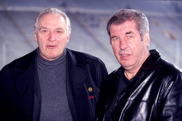 Alfred Aki SCHMIDT, left, former footballer, and Lothar EMMERICH, EMMA, former footballer, both Borussia Dortmund, private, civil, portrait, portrait, portrait, cut single image, single motif, 16 03 2000 Â