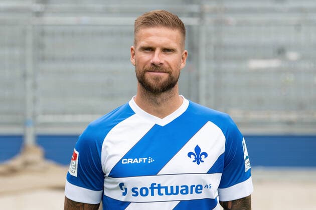 27 08 2020, xfux, Football 2 Bundesliga, SV Darmstadt 98, 2 BL, portrait appointment 2020 2021, photo appointment, emonline, emspor, deloka, v l Tobias Kempe SV Darmstadt 98 2 BL portrait appointment 2020 2021 Darmstadt