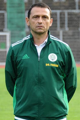 in Joti Stamatopoulos, Co Coach FC Homburg, Team presentation at FC 08 Homburg, Football, Regionalliga Suedwest, 29 08 20, at Waldstadion Homburg, GER, Football, Regionalliga Suedwest, Team presentation and Squad portraits of the team of FC 08 Homburg, 29 08 20, Homburg Saar Copyright: xPeterxFranzx Eibner-Pressefotox EP_pfz