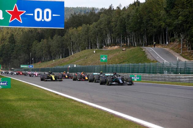Motorsports FIA Formula One World Championship 2020, Grand Prix of Belgium, 44 Lewis Hamilton GBR, Mercedes AMG Petronas Formula One Team , 77 Valtteri Bottas FIN, Mercedes AMG Petronas Formula One Team , 3 Daniel Ricciardo AUS, Renault DP World F1 Team , 33 Max Verstappen NLD, Aston Martin Red Bull Racing , Spa Francorchamps Belgium
