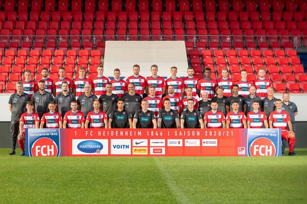 Top row from left to right Florian Pick, Stefan Schimmer, Patrick Schmidt, David Otto, Jan Schöppner, Christian Kühlwetter, Patrick Mainka, Oliver Steurer, Maximilian Thiel, Denis Thomalla, Merveille Biankadi, Jonas Föhrenbach, Dzenis Burnic, Tobias Mohr Middle row from left to right Andreas Heintzen, Marc Weiss, Johannes Gessler, Dr Mathias Frey, Dieter Jarosch, Frank Schmidt, Konstantin Kerschbaumer, Norman Theuerkauf, Marvin Rittmüller, Bernhard Raab, Bernd Weng, Said Lakhal, Alexander Raaf, Dr Udo Tiefenbacher, Manuel Henck Lower row from left to right Gianni Mollo, Andreas Geipl, Robert Leipertz, Marc Schnatterer, Kevin Ibrahim, Vitus Eicher, Kevin Müller, Diant Ramaj, Marnon Busch, Kevin Sessa, Julian Stark, Melvin Ramusovic, 1 FC Heidenheim 1846, 2 Bundesliga, Team photo and portrait appointment, season 2020 2021, 17 09 2020, DFB DFL regulations prohibit any use of photographs as image sequences and or quasi video , 1 FC Heidenheim 1846, 2 Bundesliga, team photo and portrait appointment, season 2020 2021, 17 09 2020 Heidenheim Copyright: xEibner-Pressefoto SaschaxWaltherx EP_swa