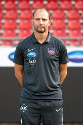 Alexander Raaf, 1 FC Heidenheim 1846, 2 Bundesliga, team photo and portrait appointment, season 2020 2021, 17 09 2020, DFB DFL regulations prohibit any use of photographs as image sequences and or quasi video , 1 FC Heidenheim 1846, 2 Bundesliga, team photo and portrait appointment, clipping, shooting, season 2020 2021, 17 09 2020 Heidenheim Copyright: xEibner-Pressefoto SaschaxWaltherx EP_swa