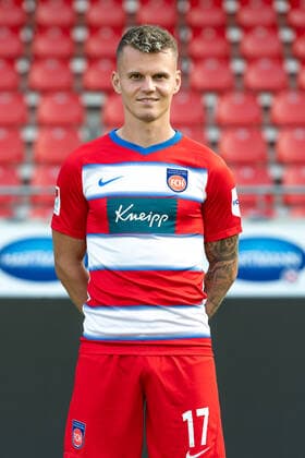 Florian Pick FC Heidenheim, 17 , 1 FC Heidenheim 1846, 2 Bundesliga, team photo and portrait appointment, season 2020 2021, 17 09 2020, DFB DFL regulations prohibit any use of photographs as image sequences and or quasi video , 1 FC Heidenheim 1846, 2 Bundesliga, team photo and portrait appointment, clipping, shooting, season 2020 2021, 17 09 2020 Heidenheim Copyright: xEibner-Pressefoto SaschaxWaltherx EP_swa