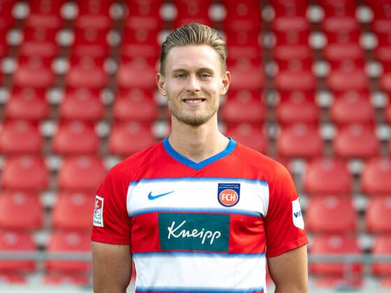 Oliver Steurer FC Heidenheim, 04 , 1 FC Heidenheim 1846, 2 Bundesliga, team photo and portrait appointment, season 2020 2021, 17 09 2020, DFB DFL regulations prohibit any use of photographs as image sequences and or quasi video , 1 FC Heidenheim 1846, 2 Bundesliga, team photo and portrait appointment, clipping, shooting, season 2020 2021, 17 09 2020 Heidenheim Copyright: xEibner-Pressefoto SaschaxWaltherx EP_swa