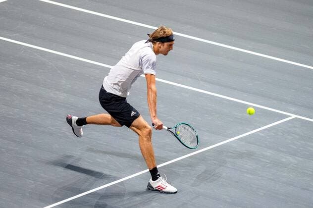 In Alexander ZVEREV GER , Raven KLAASEN RSA , Oliver MARACH AUT vs. Alexander Zverev, Mischa Zverev, TENNIS, bett1hulks Indoor, 13 10 2020, GER, TENNIS, ATP TOUR, bett1hulks Indoor, Raven KLAASEN RSA , Oliver MARACH AUT vs. Alexander Zverev, Mischa Zverev, 13 10 2020 KOELN Copyright: xEibner-Pressefotox EP_BSO