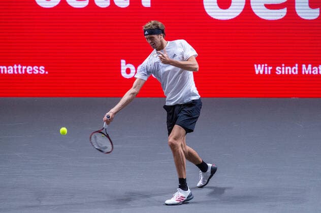 In Alexander ZVEREV GER , Alexander ZVEREV GER vs Fernando VERDASCO ESP , TENNIS, bett1hulks Indoor, 15 10 2020, GER, TENNIS, ATP TOUR, bett1hulks Indoor, Alexander ZVEREV GER vs Fernando VERDASCO ESP , 15 10 2020 KOELN Copyright: xEibnerxPressefotox xBenjaminxSOELZERx EP_BSO