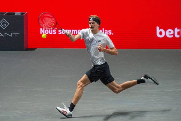 In Alexander ZVEREV GER , Alexander ZVEREV GER vs. Lloyd HARRIS RSA , TENNIS, bett1hulks Indoor, 16 10 2020, GER, TENNIS, ATP TOUR, bett1hulks Indoor, Alexander ZVEREV GER vs. Lloyd HARRIS RSA , 16 10 2020 KOELN Copyright: xEibnerxPressefotox xBenjaminxSOELZERx EP_BSO