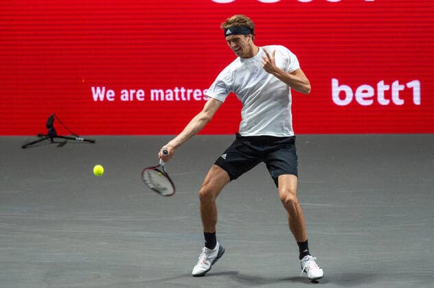 In Alexander ZVEREV GER , Alexander ZVEREV GER vs. Lloyd HARRIS RSA , TENNIS, bett1hulks Indoor, 16 10 2020, GER, TENNIS, ATP TOUR, bett1hulks Indoor, Alexander ZVEREV GER vs. Lloyd HARRIS RSA , 16 10 2020 KOELN Copyright: xEibnerxPressefotox xBenjaminxSOELZERx EP_BSO