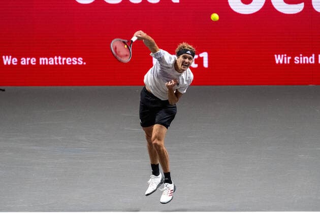 In Alexander ZVEREV GER , Alexander ZVEREV GER vs. Lloyd HARRIS RSA , TENNIS, bett1hulks Indoor, 16 10 2020, GER, TENNIS, ATP TOUR, bett1hulks Indoor, Alexander ZVEREV GER vs. Lloyd HARRIS RSA , 16 10 2020 KOELN Copyright: xEibnerxPressefotox xBenjaminxSOELZERx EP_BSO