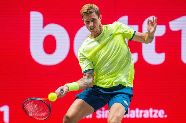 In Dennis NOVAK AUT , Dennis NOVAK AUT vs Alejandro DAVIDOVICH FOKINA ESP , TENNIS, bett1hulks Indoor, 16 10 2020, GER, TENNIS, ATP TOUR, bet1hulks Indoor, Dennis NOVAK AUT vs Alejandro DAVIDOVICH FOKINA ESP , 16 10 2020 COLOGNE Copyright: xEibnerxPressefotox xBenjaminxSOELZERx EP_BSO