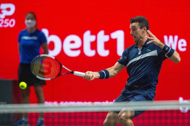 In Roberto BAUTISTA AGUT ESP , Hubert HURKACZ POL vs Roberto BAUTISTA AGUT ESP , TENNIS, bett1hulks Indoor, 16 10 2020, GER, TENNIS, ATP TOUR, bet1hulks Indoor, Hubert HURKACZ POL vs Roberto BAUTISTA AGUT ESP , 16 10 2020 KOELN Copyright: xEibnerxPressefotox xBenjaminxSOELZERx EP_BSO