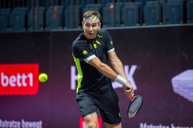 In Egor GERASIMOV BLR , Egor GERASIMOV BLR vs Daniel ALTMEIER GER , TENNIS, bett1HULKS Championship, 19 10 2020, GER, TENNIS, ATP TOUR, bett1HULKS Championship, Egor GERASIMOV BLR vs Daniel ALTMEIER GER , 19 10 2020 KOELN Copyright: xEibnerxPressefotox xBenjaminxSOELZERx EP_BSO