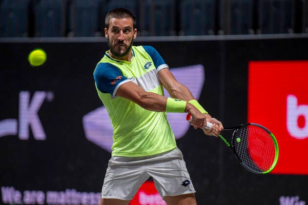 In the Damir DZUMHUR BIH , Damir DZUMHUR BIH vs Alejandro DAVIDOVICH FOKINA ESP , TENNIS, bett1HULKS Championship, 20 10 2020, GER, TENNIS, ATP TOUR, bett1HULKS Championship, Damir DZUMHUR BIH vs Alejandro DAVIDOVICH FOKINA ESP , 20 10 2020 KOELN Copyright: xEibnerxPressefotox xBenjaminxSOELZERx EP_BSO