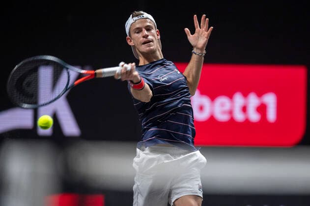 In Diego SCHWARTZMAN ARG , Oscar OTTE GER vs Diego SCHWARTZMAN ARG , TENNIS, bett1HULKS Championship, 22 10 2020, GER, TENNIS, ATP TOUR, bett1HULKS Championship,Oscar OTTE GER vs Diego SCHWARTZMAN ARG , 22 10 2020 COLOGNE Copyright: xEibnerxPressefotox xBenjaminxSOELZERx EP_BSO