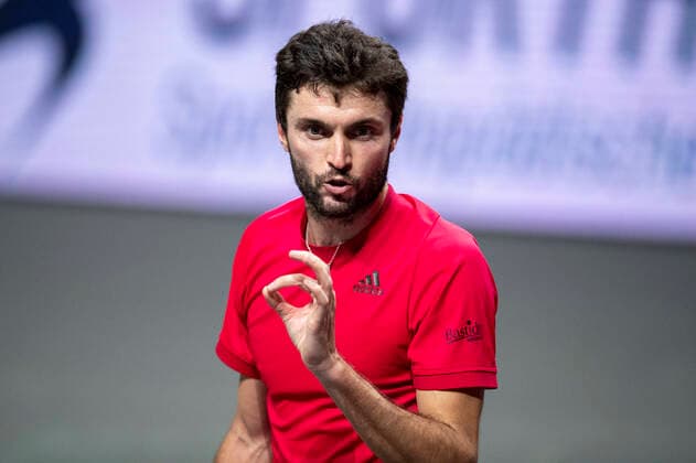 In Gilles SIMON FRA does not believe that his alleged last ball loss is an out, Gilles SIMON FRA vs Jannik SINNER ITA , TENNIS, bett1HULKS Championship, 23 10 2020, GER, TENNIS, ATP TOUR, bett1HULKS Championship,Gilles SIMON FRA vs Jannik SINNER ITA , 23 10 2020 COLOGNE Copyright: xEibnerxPressefotox xBenjaminxSOELZERx EP_BSO