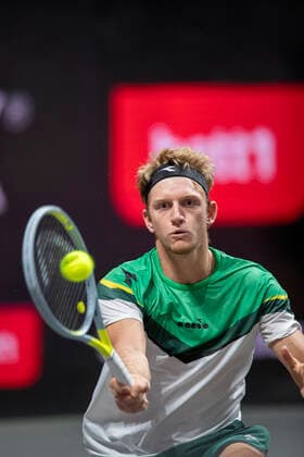 In the Alejandro DAVIDOVICH FOKINA ESP , Alejandro DAVIDOVICH FOKINA ESP vs Diego SCHWARTZMAN ARG , TENNIS, bett1HULKS Championship, 23 10 2020, GER, TENNIS, ATP TOUR, bett1HULKS Championship, Alejandro DAVIDOVICH FOKINA ESP vs Diego SCHWARTZMAN ARG , 23 10 2020 COLOGNE Copyright: xEibnerxPressefotox xBenjaminxSOELZERx EP_BSO