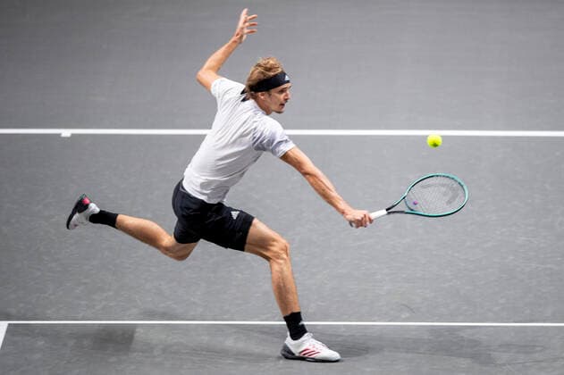 In the Alexander ZVEREV GER , Alexander ZVEREV GER vs Adrian MANNARINO FRA , TENNIS, bett1HULKS Championship, 23 10 2020, GER, TENNIS, ATP TOUR, bett1HULKS Championship, Alexander ZVEREV GER vs Adrian MANNARINO FRA , 23 10 2020 COLOGNE Copyright: xEibnerxPressefotox xBenjaminxSOELZERx EP_BSO