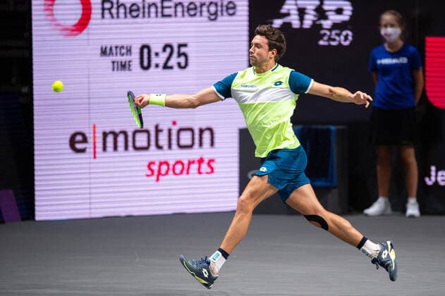 In Andreas MIES GER , Andreas MIES GER , Kevin KRAWIETZ GER vs Marcus DANIELL NZL , Philipp OSWALD AUT , TENNIS, bett1hulks Indoor, 24 10 2020, GER, TENNIS, ATP TOUR, bett1hulks Championship, Andreas MIES GER , Kevin KRAWIETZ GER vs Marcus DANIELL NZL , Philipp OSWALD AUT , 24 10 2020 KOELN Copyright: xEibnerxPressefotox xBenjaminxSOELZERx EP_BSO