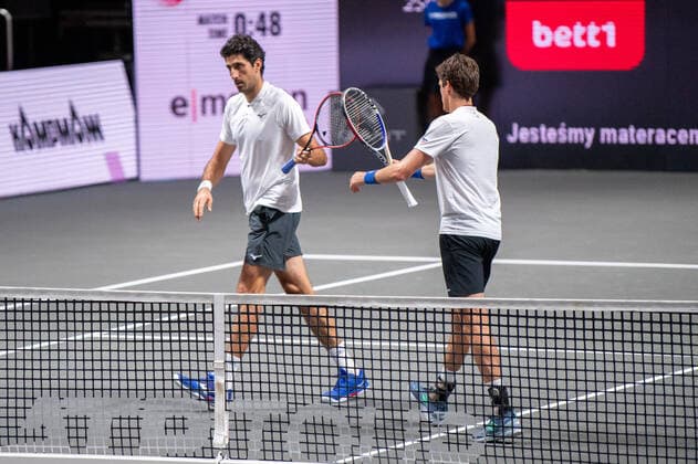 In Marcus DANIELL NZL , Philipp OSWALD AUT Andreas MIES GER , Kevin KRAWIETZ GER vs Marcus DANIELL NZL , Philipp OSWALD AUT , TENNIS, bett1hulks Indoor, 24 10 2020, GER, TENNIS, ATP TOUR, bett1hulks Championship, Andreas MIES GER , Kevin KRAWIETZ GER vs Marcus DANIELL NZL , Philipp OSWALD AUT , 24 10 2020 KOELN Copyright: xEibnerxPressefotox xBenjaminxSOELZERx EP_BSO