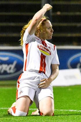 Amber Barett Cologne, 22 scored the goal to 1 0, goal, goalscoring, action, action, game scene, cheer about a goal, cheer, goal celebration, celebration, celebration, cheer about the goal, optimistic, Action, Action, 01 11 2020, Cologne Germany , Football, DFB Pokal Frauen, 2 Round, 1 FC Köln Bayer 04 Leverkusen, DFB DFL REGULATIONS PROHIBIT ANY USE OF PHOTOGRAPHS AS IMAGE SEQUENCES AND OR QUASI VIDEO xmhx