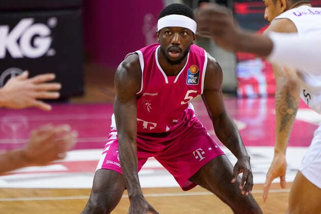 GER, easyCredit BBL, men, Telekom Baskets Bonn vs BG Goettingen 27 12 2020, Telekom Dome, Bonn, GER, easyCredit BBL, men, Telekom Baskets Bonn vs BG Goettingen, in picture shows Josh Hagins Telekom Bonn 13 , nordphotox xMeuter nph00351