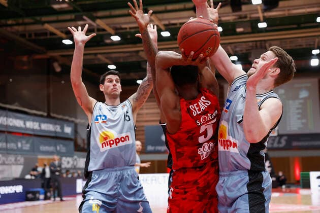 s Oliver Wuerzburg vs HAKRO Merlins Crailsheim, Basketball, BBL Germany, Wuerzburg, s Oliver Arena, 03 01 2021, emspor, emonline, despor, deonline, s Oliver Wuerzburg vs HAKRO Merlins Crailsheim, Basketball, BBL picture from left Bogdan Radosavljevic Merlins , Haywood Highsmith Merlins , Justin Sears s Oliver Wuerzburg and Fabian Bleck Merlins Photo HMB Media Heiko Becker Pool Wuerzburg s Oliver Arena Bayern Germany Poolfoto HMB Media Heiko Becker Pool ,EDITORIAL USE ONLY