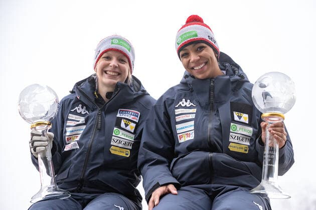 AUT, BMW IBSF World Cup Bobsleigh, Igls 31 01 2021, Olympic Ice Channel, Innsbruck, AUT, BMW IBSF World Cup Bobsleigh, Igls, Womens Double Bobsleigh, Award Ceremony, in picture Katrin Beierl and J J O D Onasanya AUT with the crystal ball for the victory in the women doubles bobsleigh World Cup Katrin Beierl and J J O D Onasanya of Austria with the crystal ball for the victory in the two women bobsleigh World Cup during the winner ceremony for the women doubles bobsleigh competition of BMW IBSF World Cup at the Olympia Eiskanal in Innsbruck, Austria on 2021 01 31 Innsbruck Tirol Austria