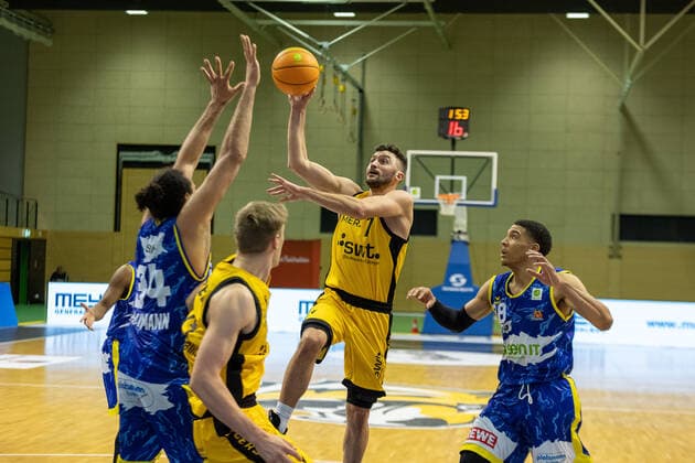 Besnik Bekteshi Tigers Tübingen, 7 , ¨¨¨Kirchheim Knights vs Tigers Tübingen, 2 Basketball, Bundesliga, Pro A, Barmer 2 Basketball, Matchday 24, Season 2020 2021, 05 03 2021, ¨¨ Kirchheim Knights Tigers Tübingen, Basketball, 2 Bundesliga, Barmer 2 Basketball, Matchday 24, Season 2020 2021, 27 02 2021 Kirchheim. Copyright: xDennisxDuddek xEibnerxPressefotox EP_DDU
