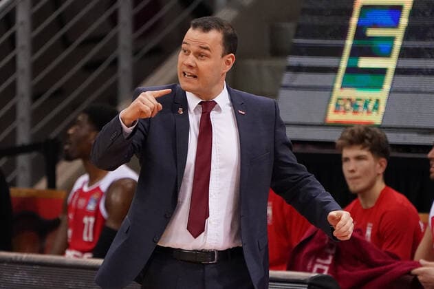 GER, Easycredit BBL, Telekom Baskets Bonn vs Brose Bamberg 13 03 2021, Telekom Dome, Bonn, GER, Easycredit BBL, Telekom Baskets Bonn vs Brose Bamberg, in picture Johan Roijakkers coach headcoach Brose Bamberg , gets upset, gestures, facial expressions, dissatisfied disappointed dejected frustrated, nordphotoxGmBHx xMeuter nph00351