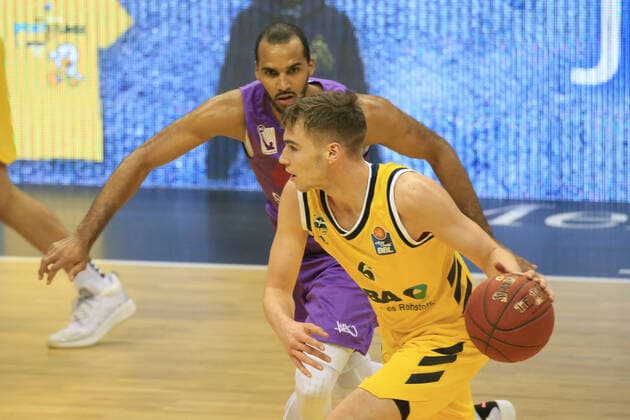 DEU, GER, 1 BBL, ALBA vs BG Goettingen, 14 03 2021, Mercedes Benz Arena, Berlin, DEU, GER, 1 BBL, ALBA vs BG Goettingen, in picture Malte Delow ALBA Berlin 6 , Aubrey Dawkins Goettingen 24 nordphotoxGmbHx xEngler nph00076