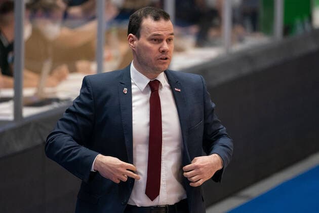 Syntainics MBC Brose Bamberg, Basketball, Bundesliga, Men, 2020 2021, 24 Matchday, 20 03 2021, Head Coach Johan Roijakkers Brose Bamberg Syntainics MBC Brose Bamberg, Basketball, Bundesliga, Men, 24 Matchday, 20 03 2021, Weissenfels Copyright: xSchulz Eibner-Pressefotox ep_esz