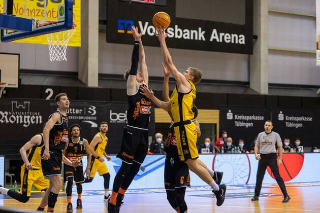 Jonas Niedermanner Wiha Panthers, 9 Elias Valtonen Tigers Tübingen, 19 Tigers Tübingen vs Wiha Panthers , 2 Basketball, Bundesliga, Pro A, Barmer 2 Basketball, Matchday 7, Season 2020 2021, 20 03 2021, ¨¨ Tigers Tübingen wiha Panthers, Basketball, 2 Bundesliga, Barmer 2 Basketball, Matchday 7, Season 2020 2021, 20 01 2021 Rottenburg am Neckar. Copyright: xNinaxSander xEibnerxPressefotoxIx EP_NSR