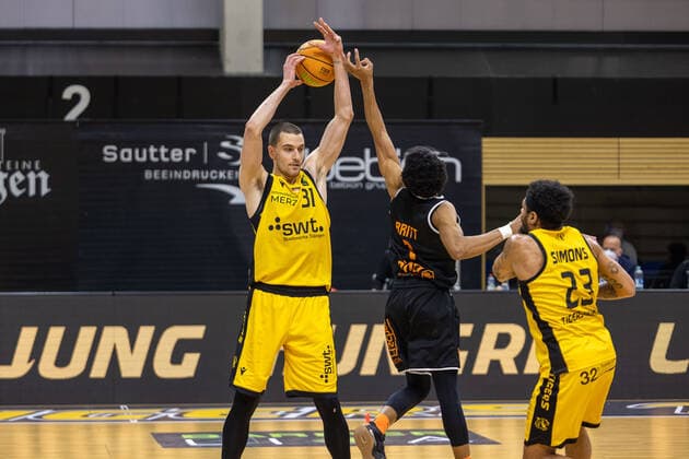 Daniel Keppeler Tigers Tübingen, 31 Nate Britt Wiha Panthers, 1 Troy Simons Tigers Tübingen, 31 ¨¨¨Tigers Tübingen vs Wiha Panthers , 2 Basketball, Bundesliga, Pro A, Barmer 2 Basketball, Matchday 7, Season 2020 2021, 20 03 2021, ¨¨ Tigers Tübingen wiha Panthers, Basketball, 2 Bundesliga, Barmer 2 Basketball, Matchday 7, Season 2020 2021, 20 01 2021 Rottenburg am Neckar. Copyright: xNinaxSander xEibnerxPressefotoxIx EP_NSR