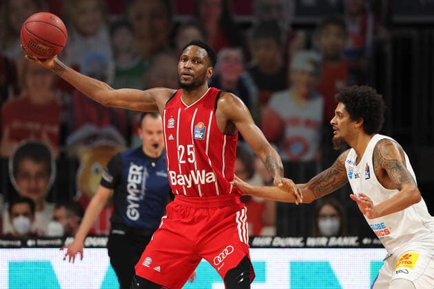 Jajuan Johnson Muenchen and Deron Washington MBC GER, FC Bayern Basketball vs Mitteldeutscher BC, Basketball, BBL, 2020 2021 season, 23 03 2021, GER, FC Bayern Basketball vs Mitteldeutscher BC, Basketball, BBL, 2020 2021 season, 23 03 2021, Muenchen. Copyright: xMarcelxEngelbrechtx Eibner-Pressefotox EP_met