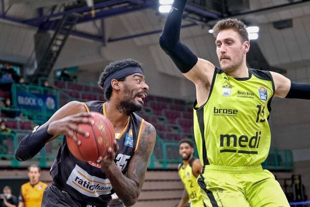 Aric Holman Ratiopharm Ulm 35 , medi Bayreuth vs ratiopharm Ulm, Basketball, Bundesliga, easycredit BBL, Hauptrunde, Matchday 28, Season 2020 21, 13 04 2021, medi Bayreuth vs ratiopharm Ulm, Basketball, Bundesliga, easycredit BBL, Hauptrunde, Matchday 28, Season 2020 21, 13 04 2021 Bayreuth Copyright: xEibner-Pressefotox EP_EER