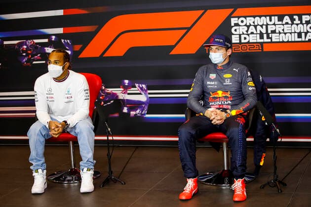 HAMILTON Lewis (gbr), Mercedes AMG F1 GP W12 E Performance, VERSTAPPEN Max (ned), Red Bull Racing Honda RB16B, portrait, press conference, PK, Pressekonferenz during the Formula 1 Pirelli Gran Premio Del Made In Italy E Dell emilia Romagna 2021 from April 16 to 18, 2021 on the Autodromo Internazionale Enzo e Dino Ferrari, in Imola, Italy - Photo Florent Gooden DPPI FORMULE 1 : Grand prix Emilie Romagne - Imola - Course - 18 04 2021 DPPI Panoramic