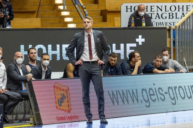 Tuomas Iisalo Hakro Merlins Crailsheim, Heac Coach HAKRO Merlins Crailsheim vs Hamburg Towers, Basketball, Bundesliga, easy credit BBL, Matchday 32, Season 2020 2021, 02 05 2021, ¨¨ HAKRO Merlins Crailsheim vs Hamburg Towers, Basketball, Bundesliga, easy credit BBL, Matchday 32, Season 2020 2021, 02 05 2021 Ilshofen. Copyright: xNinaxSander xEibnerxPressefotoxIx EP_NSR