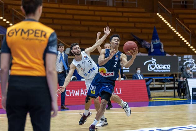 Maximilian DiLeo Hamburg Towers, 3 Trae Bell Haynes Hakro Merlins Crailsheim, 2 HAKRO Merlins Crailsheim vs Hamburg Towers, Basketball, Bundesliga, easy credit BBL, Matchday 32, Season 2020 2021, 02 05 2021, ¨¨ HAKRO Merlins Crailsheim vs Hamburg Towers, Basketball, Bundesliga, easy credit BBL, Matchday 32, Season 2020 2021, 02 05 2021 Ilshofen. Copyright: xNinaxSander xEibnerxPressefotoxIx EP_NSR