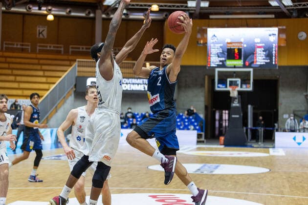 Terry Allen Hamburg Towers, 25 Trae Bell Haynes Hakro Merlins Crailsheim, 2 HAKRO Merlins Crailsheim vs Hamburg Towers, Basketball, Bundesliga, easy credit BBL, Matchday 32, Season 2020 2021, 02 05 2021, ¨¨ HAKRO Merlins Crailsheim vs Hamburg Towers, Basketball, Bundesliga, easy credit BBL, Matchday 32, Season 2020 2021, 02 05 2021 Ilshofen. Copyright: xNinaxSander xEibnerxPressefotoxIx EP_NSR