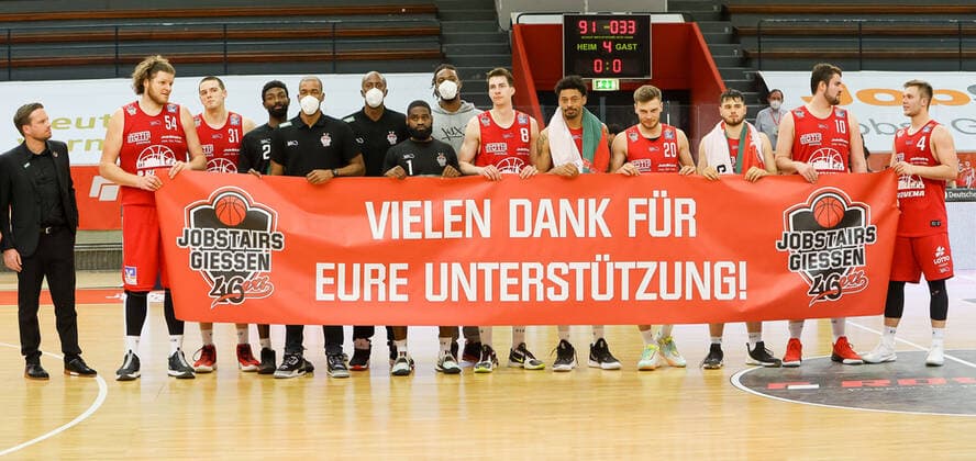 Farewell Do the Giesseners still stay in JobStairs GIESSEN 46ers vs Loewen Braunschweig, Basketball, Basketball Bundesliga, 34 Spieltag, 09 05 2021, JobStairs GIESSEN 46ers vs Loewen Braunschweig, Basketball, Basketball Bundesliga, 34 Spieltag, 09 05 2021, Foto EIBNER Joerg Niebergall Giessen Copyright: xJoergxNiebergall Eibner-Pressefox EP_JNL