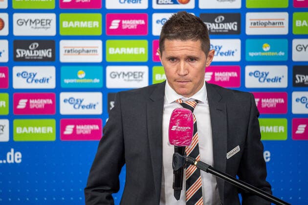 Disappointed, Jaka Lakovic Ratiopharm Ulm coach , Ratiopharm Ulm vs Alba Berlin, basketball, playoffs, game 4, season 2020 2021, 05 06 2021, Ratiopharm Ulm vs Alba Berlin, basketball, playoffs, game 4, season 2020 2021, 05 06 2021 New Ulm Copyright: xEibner-Pressefoto SaschaxWaltherx EP_EER